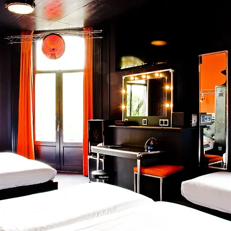 Hotel Backstage