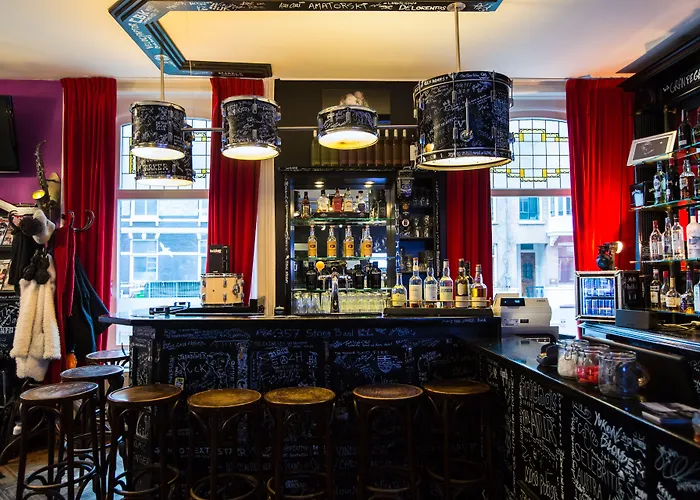 מלון Backstage 2*